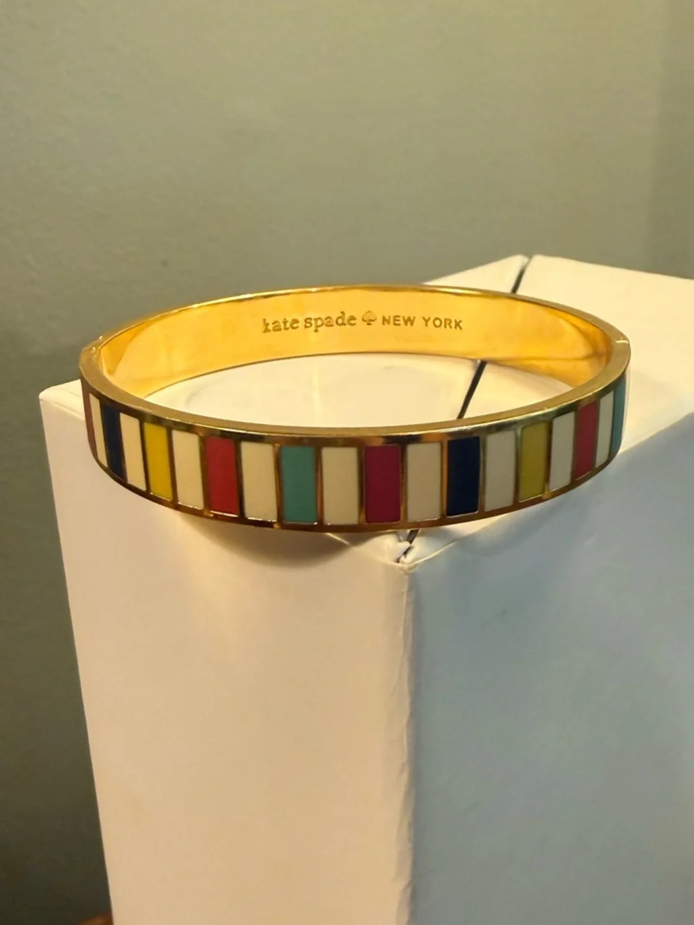 KATE SPADE How Do You Do Rainbow Stripe Bangle Bracelet Gold - Picture 4 of 8